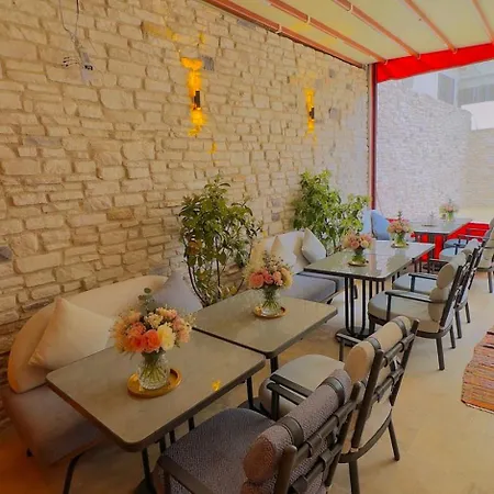 Abelia Mansion Hotel