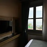 Abelia Mansion