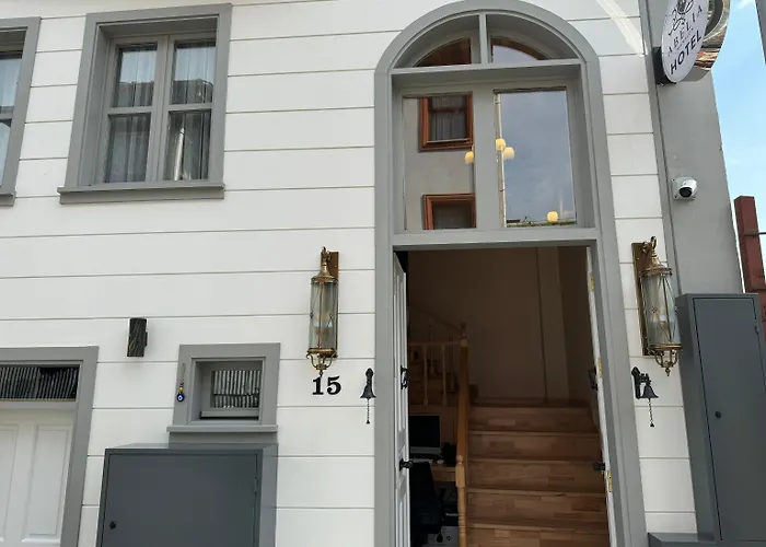 Abelia Mansion Hotel 4*